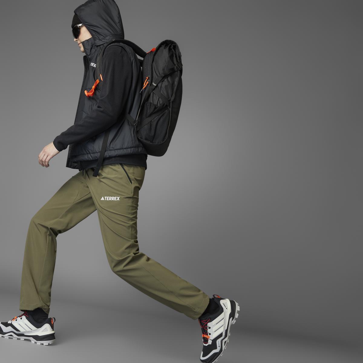 product/a/d/adidas_jd8420_black_11.jpg