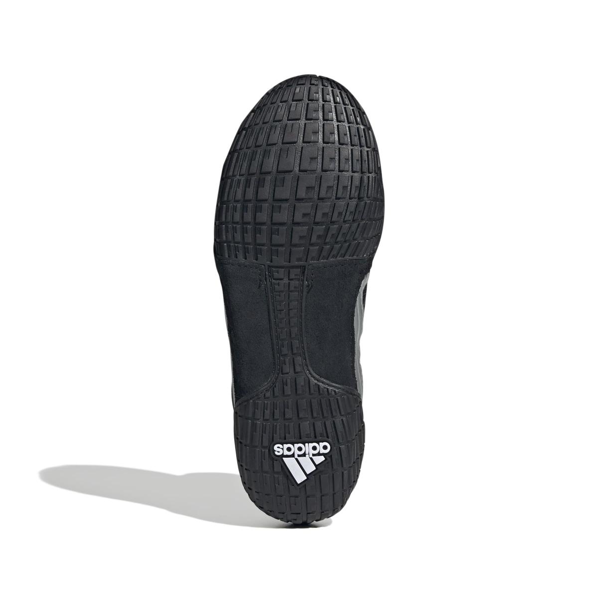 product/a/d/adidas_jq1338_4_footwear_photography_bottom_view_white.jpg