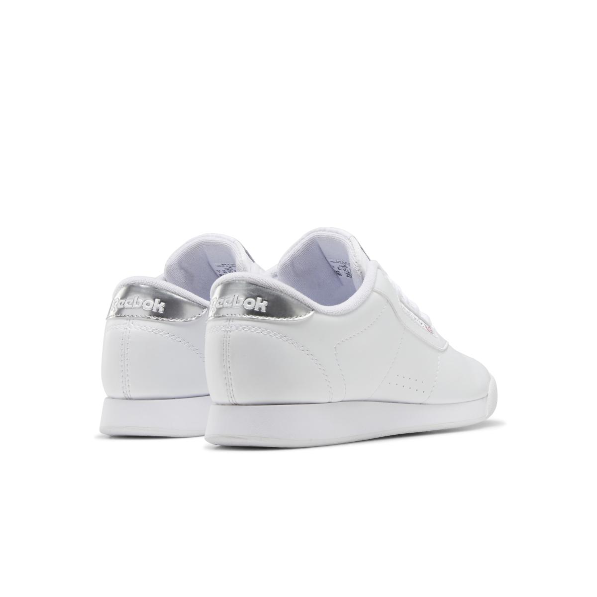 product/r/e/reebok-classics_gy6182_6_footwear_photography_back_lateral_top_view_white_000.jpg