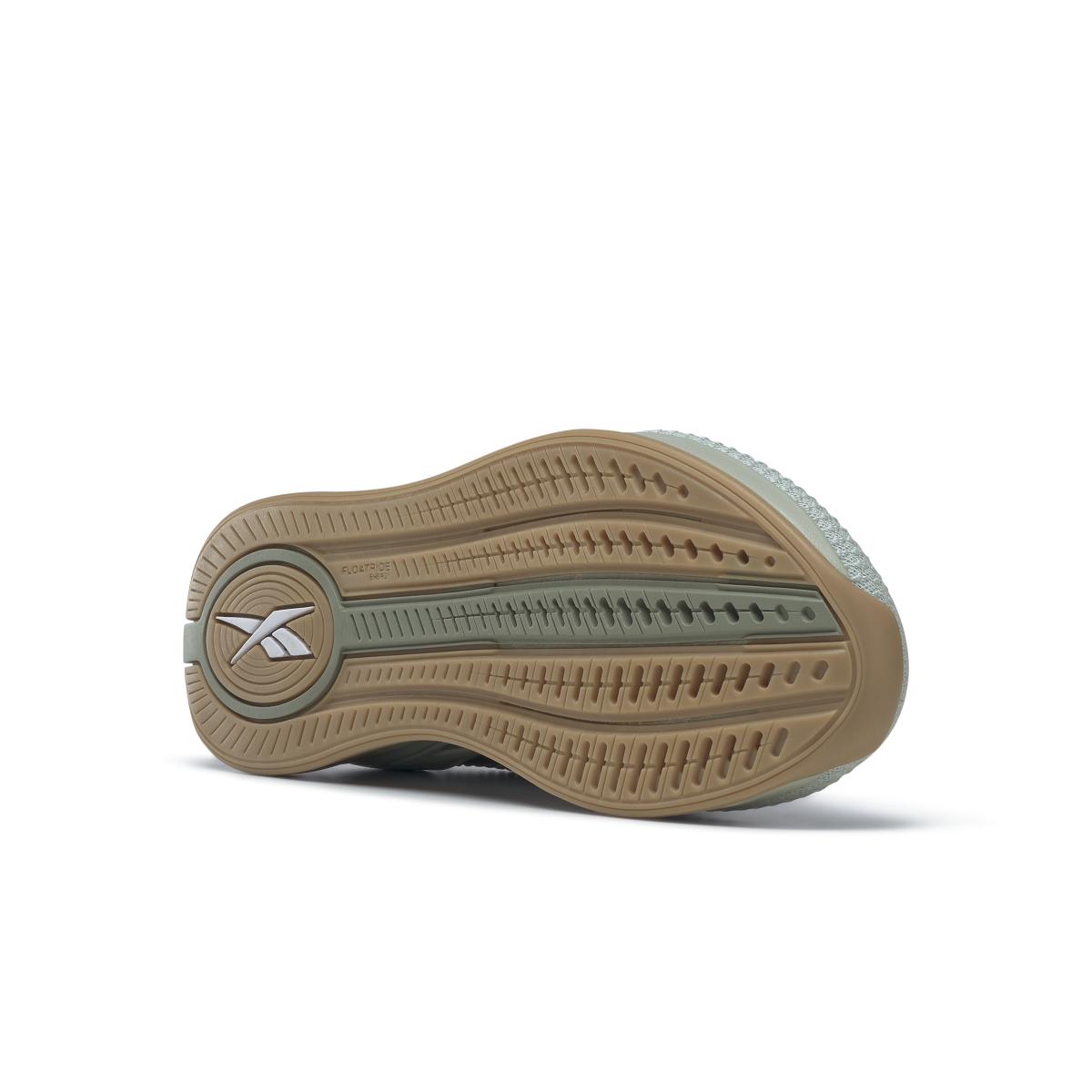 product/r/e/reebok_hp6056_3_footwear_photography_bottom_view_white_000.jpg