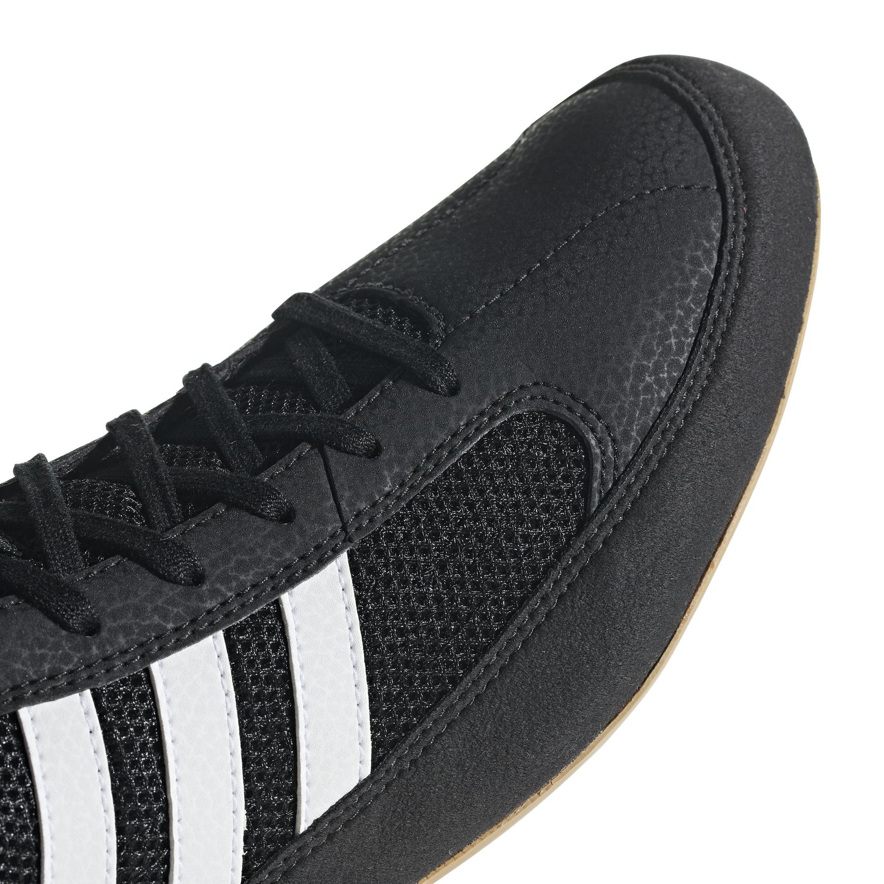 product/a/d/adidas_aq3325_11_footwear_photography_detail_view_2_white-nw052424.jpg