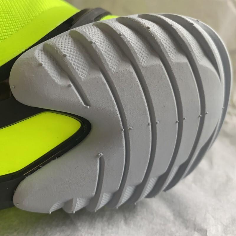 product/a/d/adidas_hp6875_yellow_black_4.jpg
