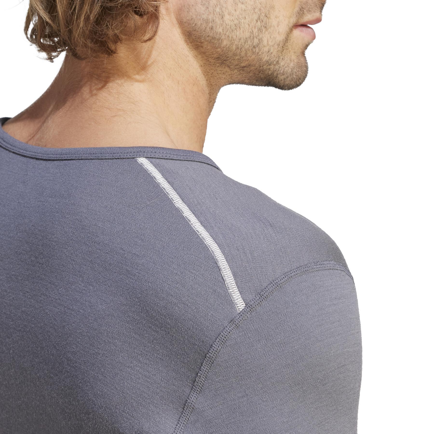 product/a/d/adidas_hz8548_9_apparel_on_model_detail_view_2_white.jpg