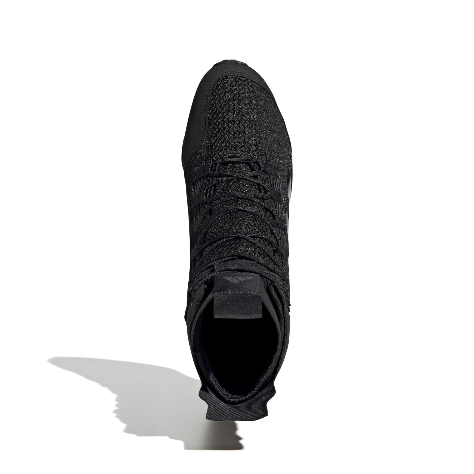 product/a/d/adidas_ih2734_3_footwear_photography_top_portrait_view_white-nw091625.jpg