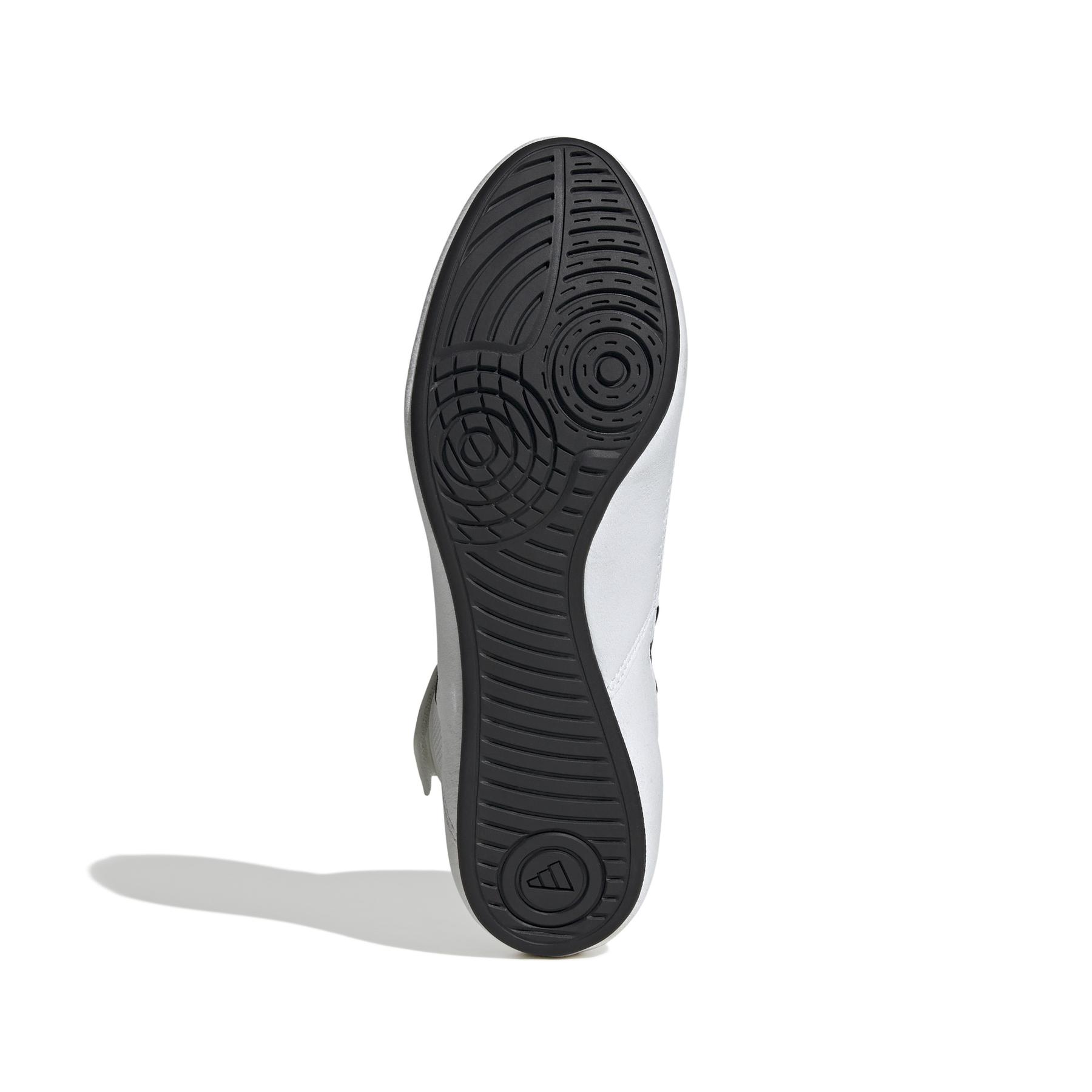 product/a/d/adidas_jp6120_4_footwear_photography_bottom_view_white.jpg