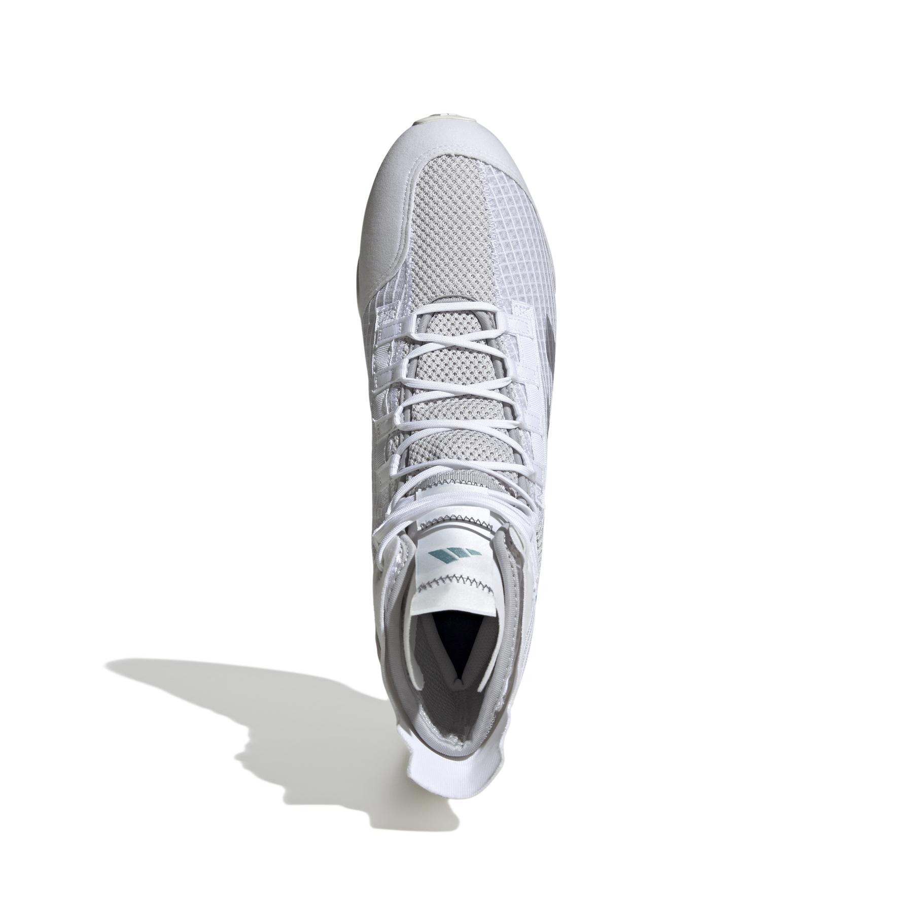 product/a/d/adidas_jp9865_3_footwear_photography_top_portrait_view_white.jpg
