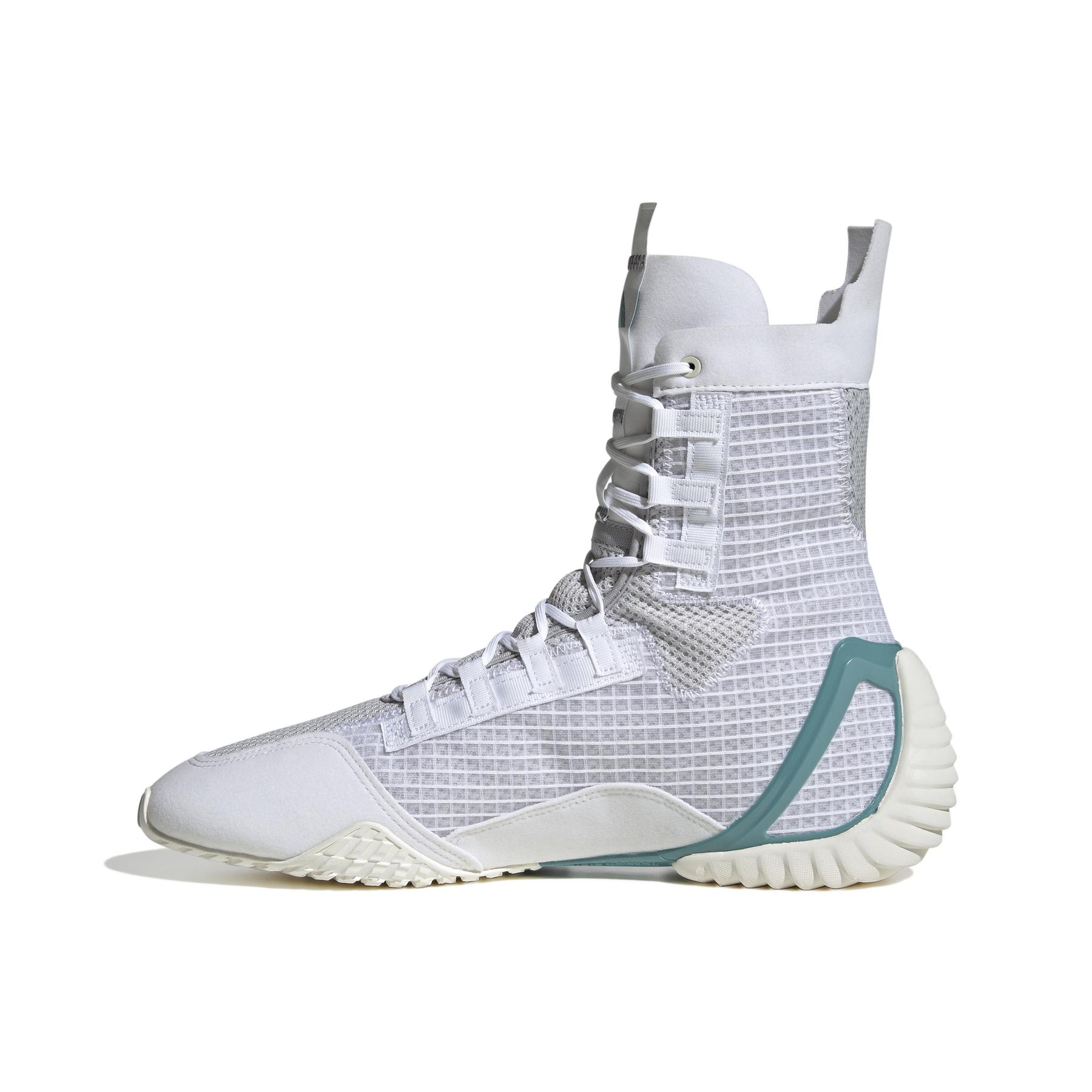 product/a/d/adidas_jp9865_5_footwear_photography_side_medial_center_view_white.jpg