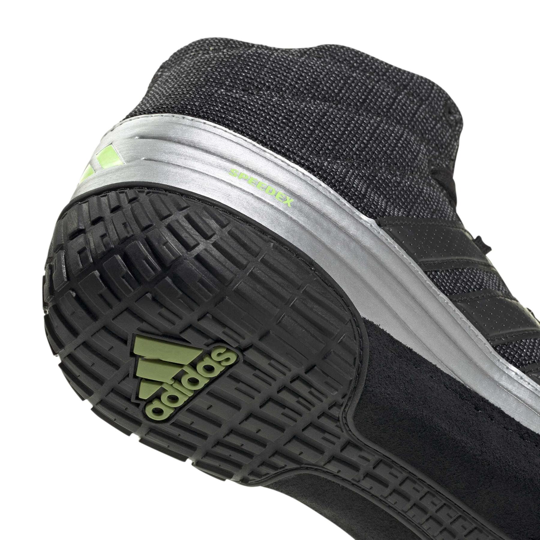 product/a/d/adidas_jq4981_8_footwear_photography_detail_view_1_white.jpg