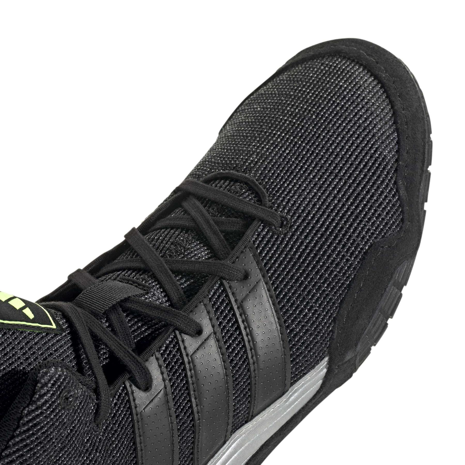 product/a/d/adidas_jq4981_9_footwear_photography_detail_view_2_white.jpg