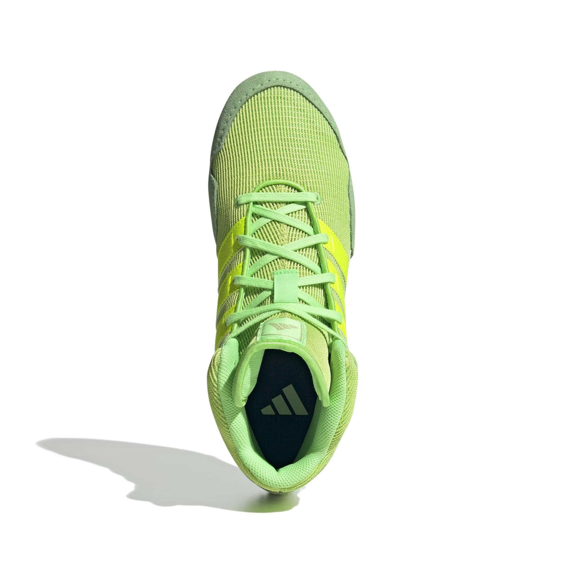 product/a/d/adidas_jq4984_3_footwear_photography_top_portrait_view_white.jpg