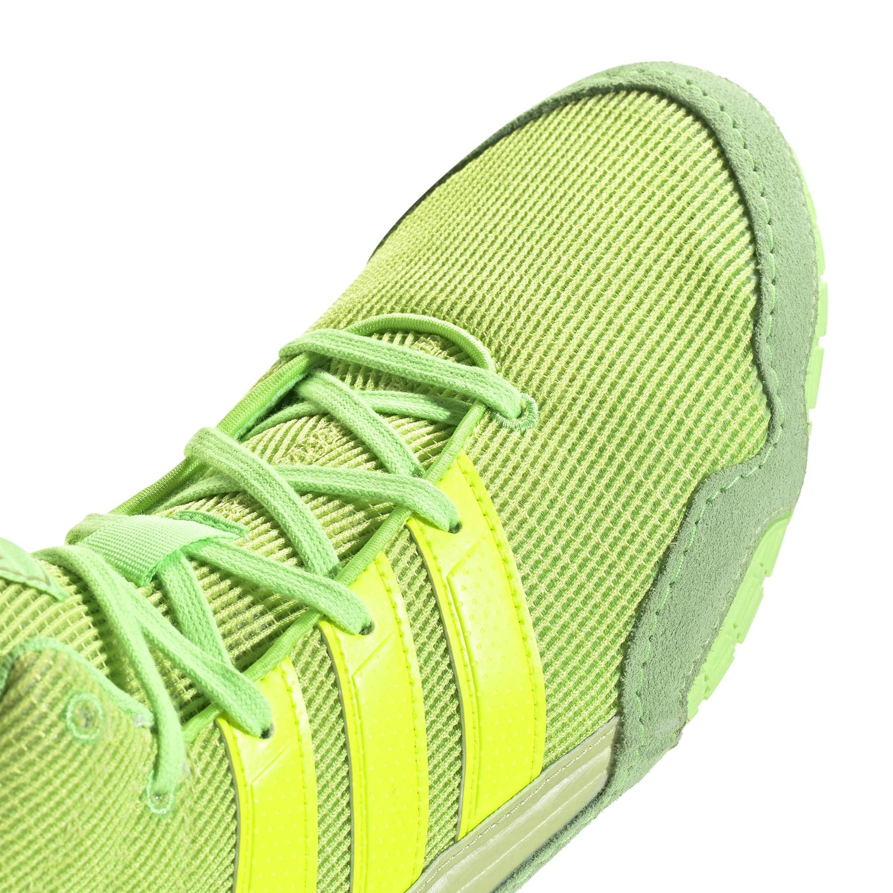 product/a/d/adidas_jq4984_9_footwear_photography_detail_view_2_white.jpg
