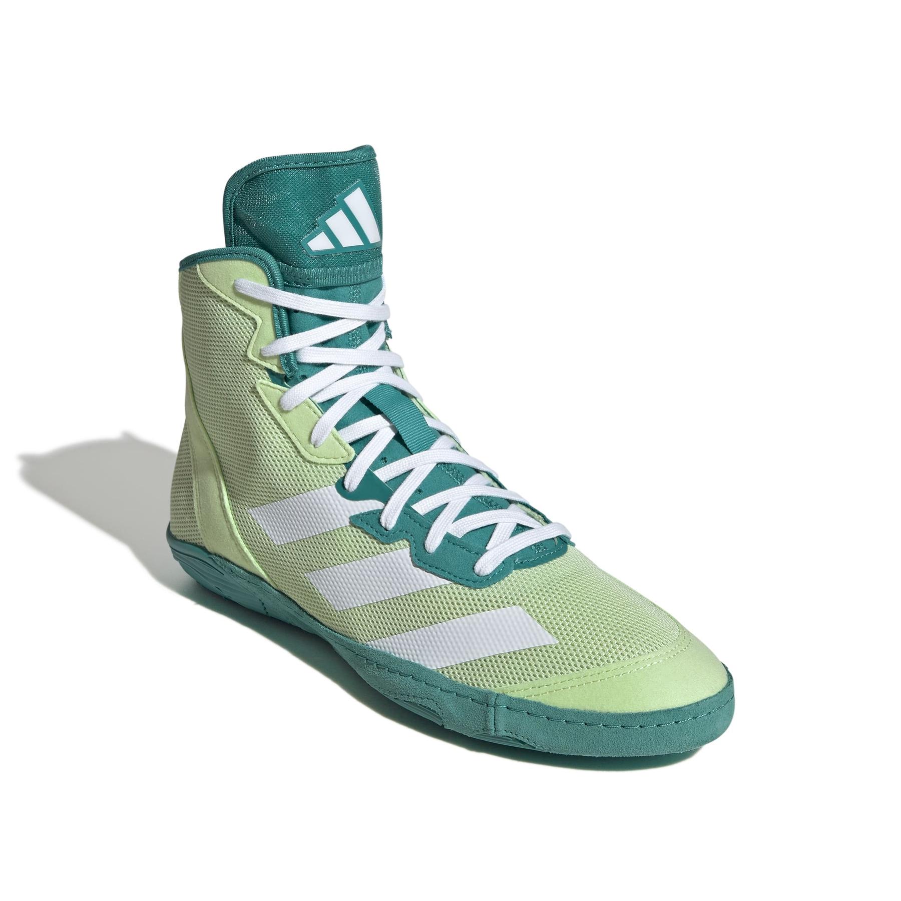 product/a/d/adidas_jq4991_6_footwear_photography_front_lateral_top_view_white-nw091625.jpg
