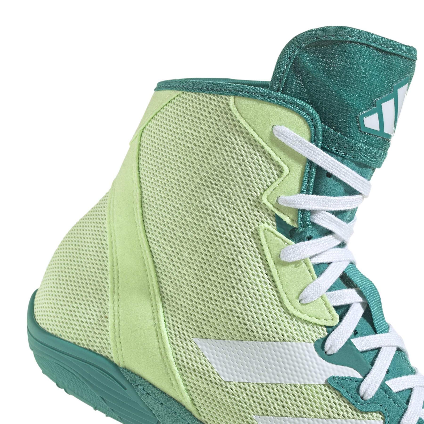 product/a/d/adidas_jq4991_9_footwear_photography_detail_view_2_white-nw091625.jpg