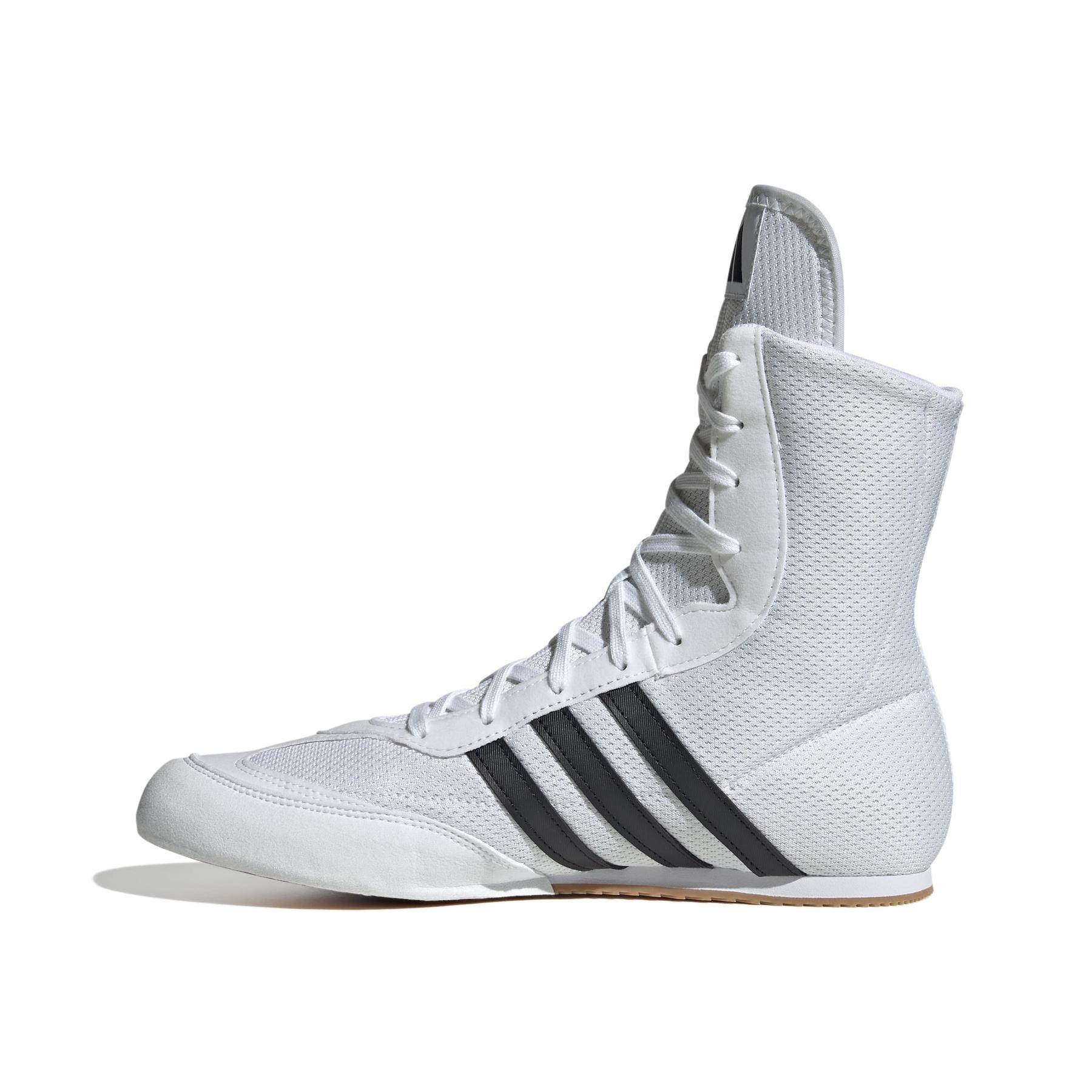 product/a/d/adidas_jq9162_5_footwear_photography_side_medial_center_view_white-nw091625.jpg