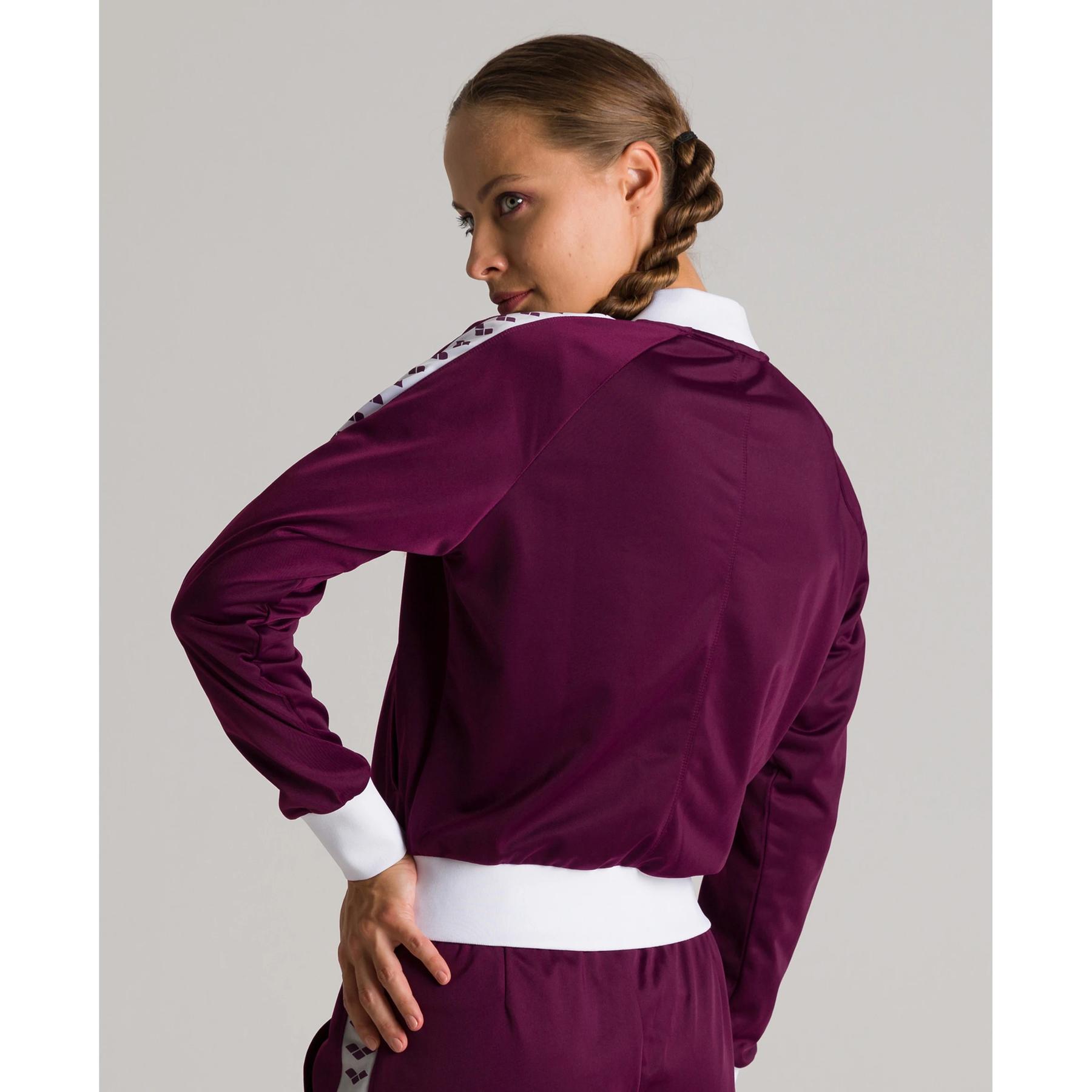 product/a/r/arena_001223-435_red-wine-cool-grey-red-win_2.jpg