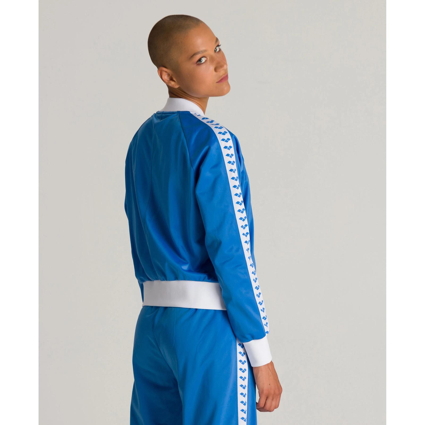 product/a/r/arena_001223-871_roy-white-roy_2.jpg