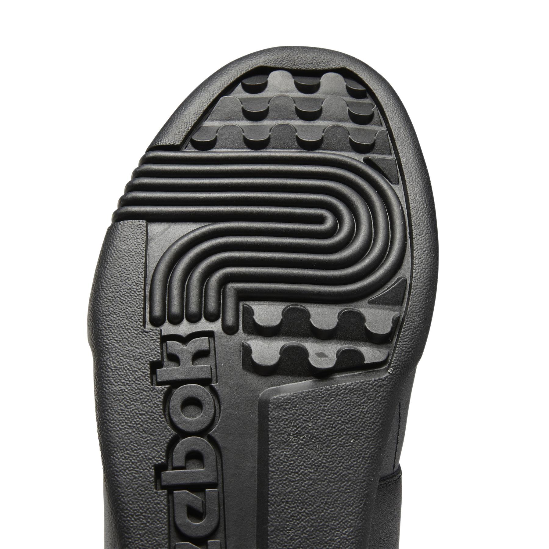 product/r/e/reebok-classics_hp5910_8_footwear_photography_detail_view_2_white_000.jpg