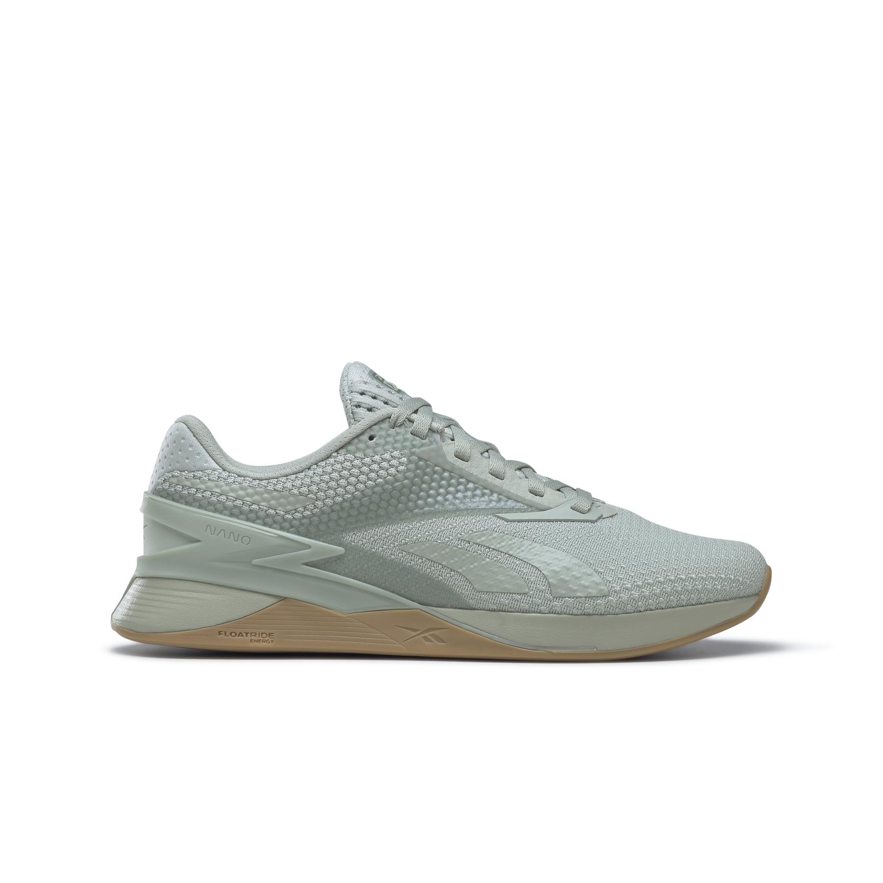 product/r/e/reebok_hp6056_1_footwear_photography_side_lateral_center_view_white_000.jpg