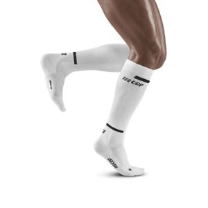 wp3a0r-chaussettes-de-compression-courtes-cep-compression-the-run-v4-blanc