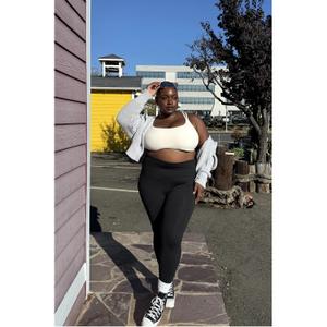 product/f/a/fabletics_lg2043113-0001_black_7.jpg
