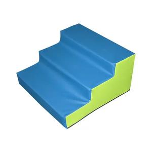 05086-b07-406-tapis-petite-echelle-softee-azul-verde-60x60x30-cm